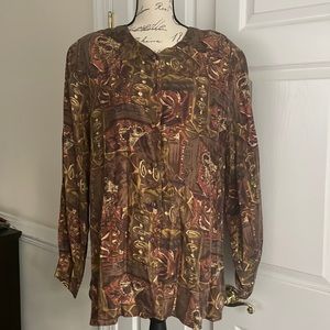 August Max Woman buttons down shirt